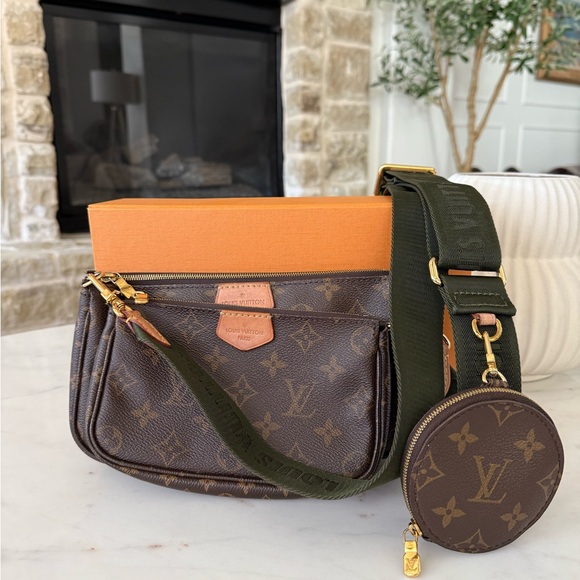 Louis Vuitton Multi Pochette Accessorie Monogram with Khaki strap, no chain - Picture 10 of 11